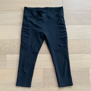 Fabletics Black Crop Leggings Pants Pockets
